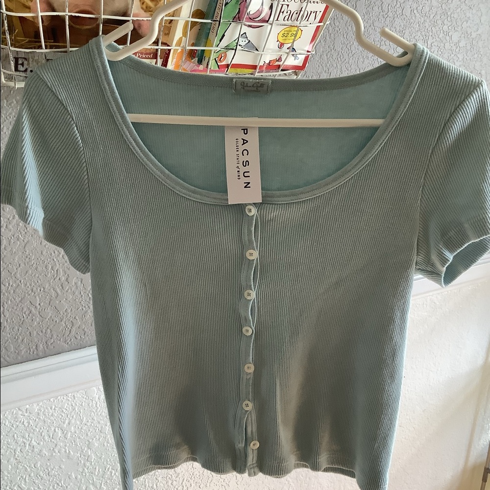 Women’s brandy tee